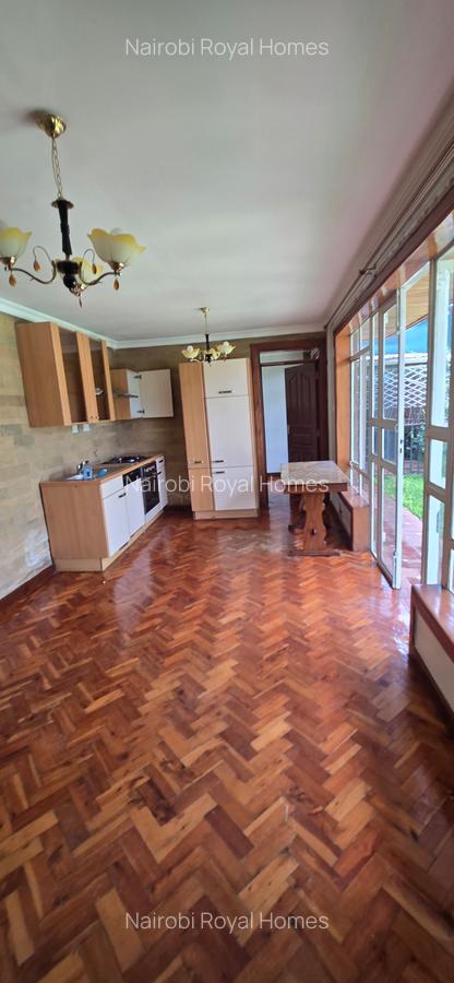 4 Bed House with En Suite at Mimosas Drive - 8