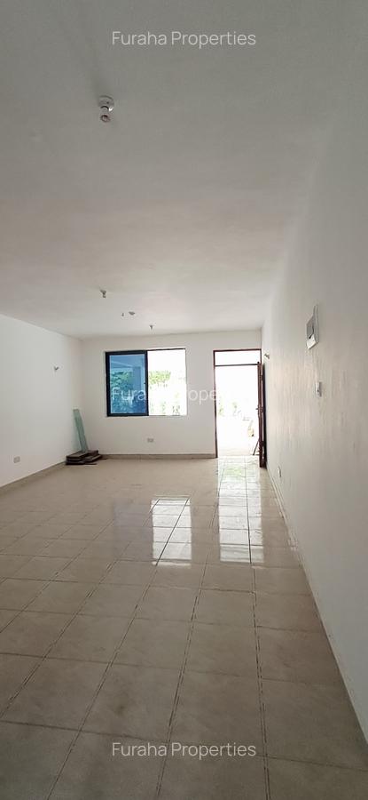 4 Bed Townhouse with En Suite at Nyali - 13