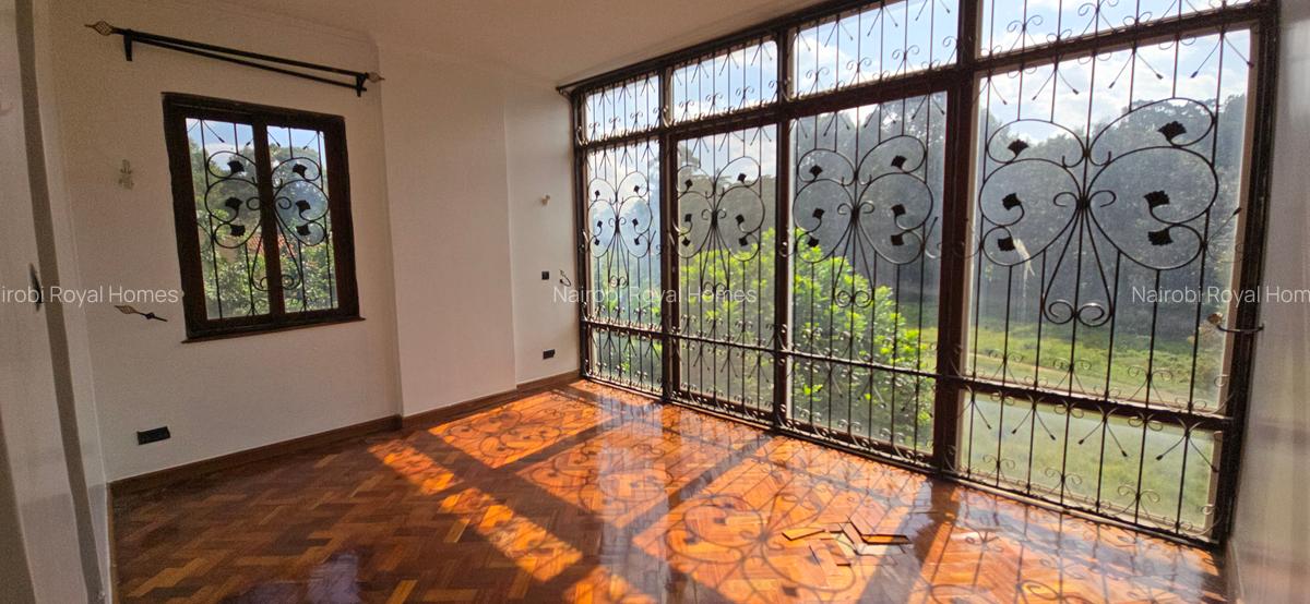 5 Bed Townhouse with En Suite at Convent Drive Commercial - 19