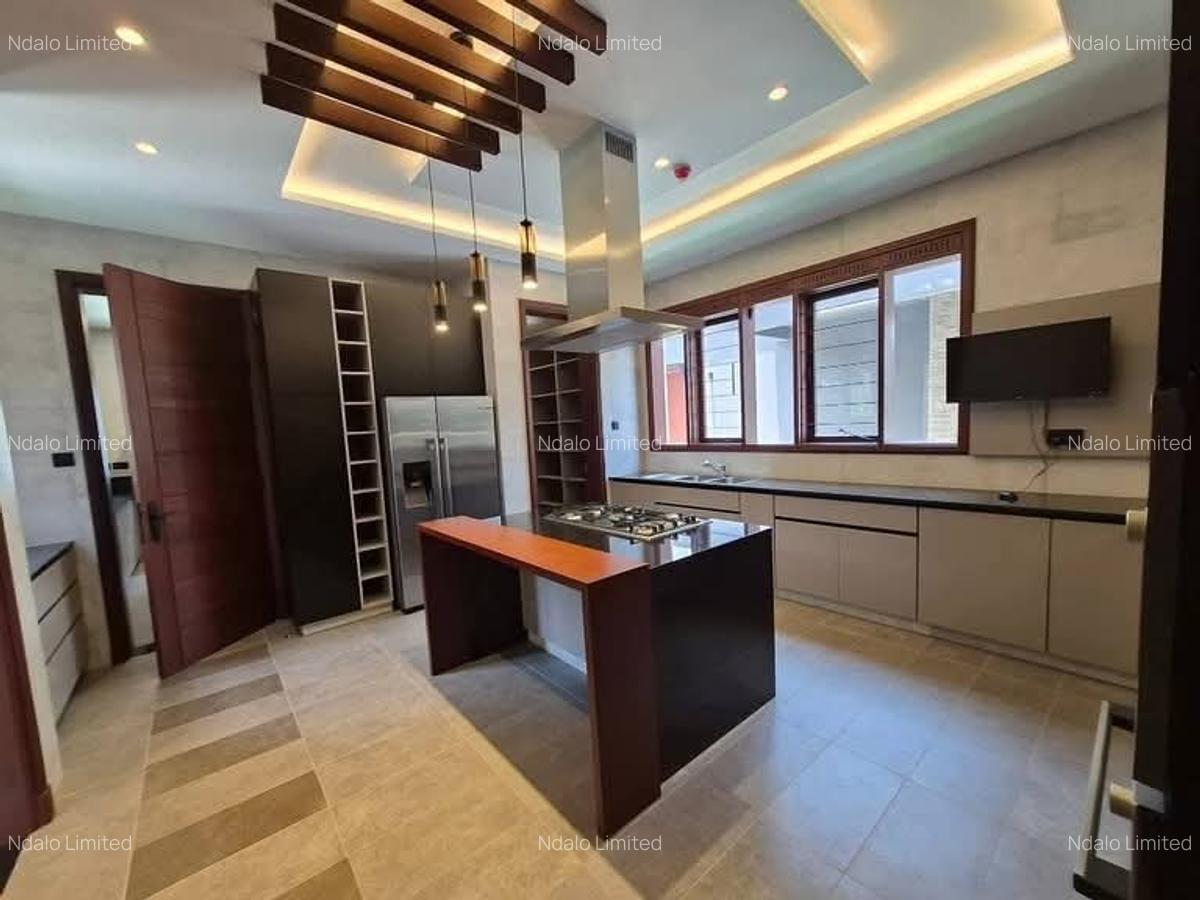 5 Bed House with En Suite at Runda - 13