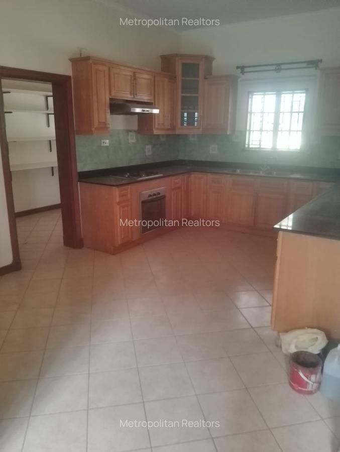 4 Bed Villa with En Suite in Karen - 9