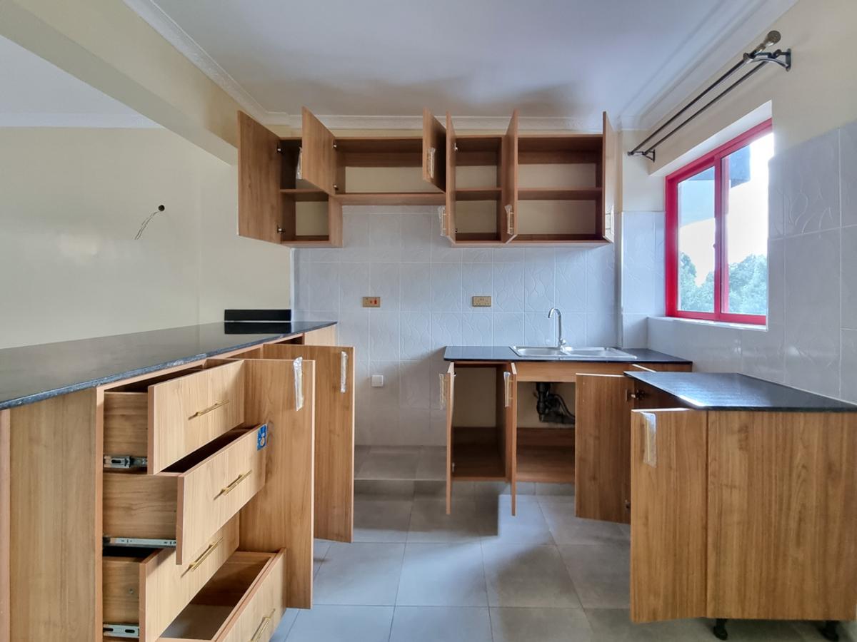 2 Bed Apartment with En Suite at Zambezi - 11