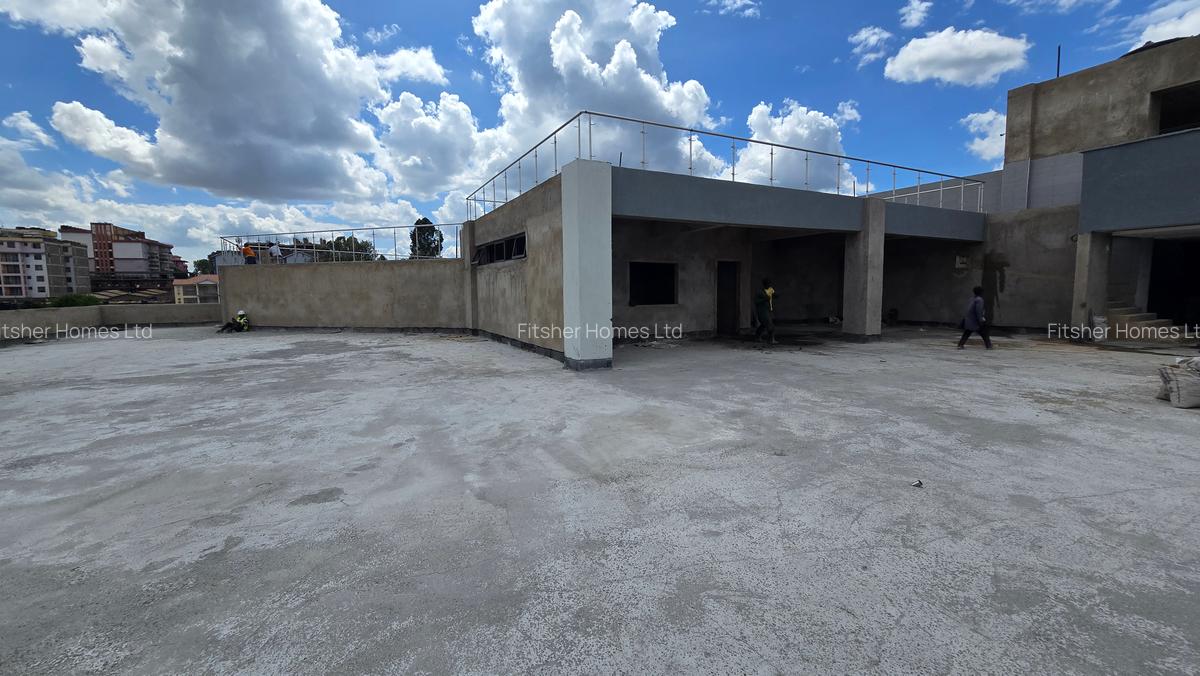 Shop with Service Charge Included in Ruaka - 8