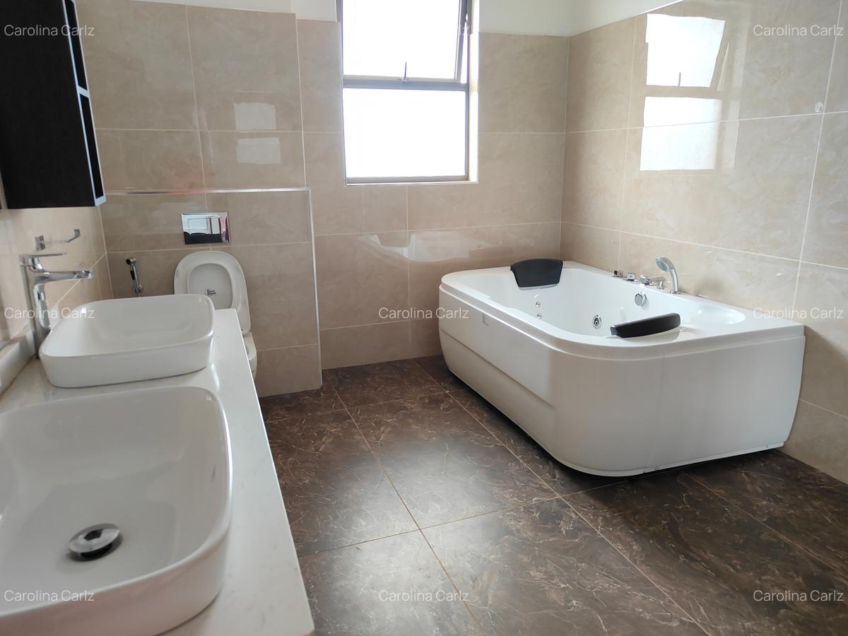 4 Bed Apartment with En Suite at General Mathenge Road Off Peponi Road - 17