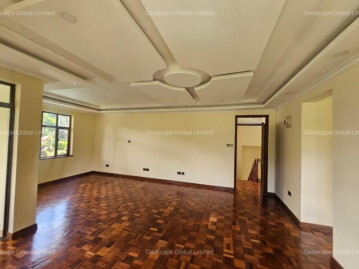 5 Bed House with En Suite in Kitisuru - 2