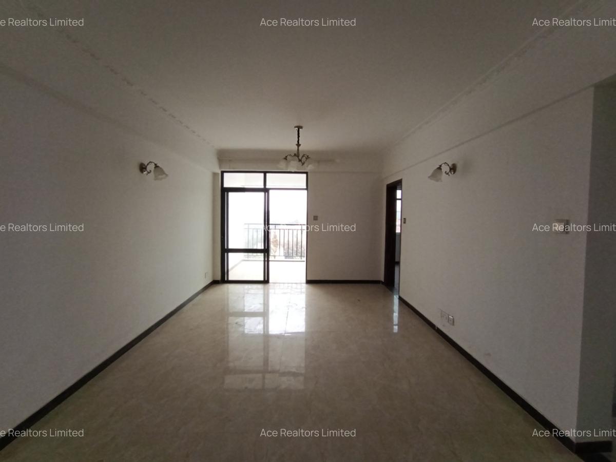 2 Bed Apartment with En Suite at Dennis Prit - 2