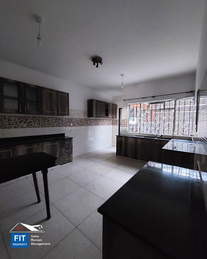 4 Bed Townhouse with En Suite in Westlands Area - 7