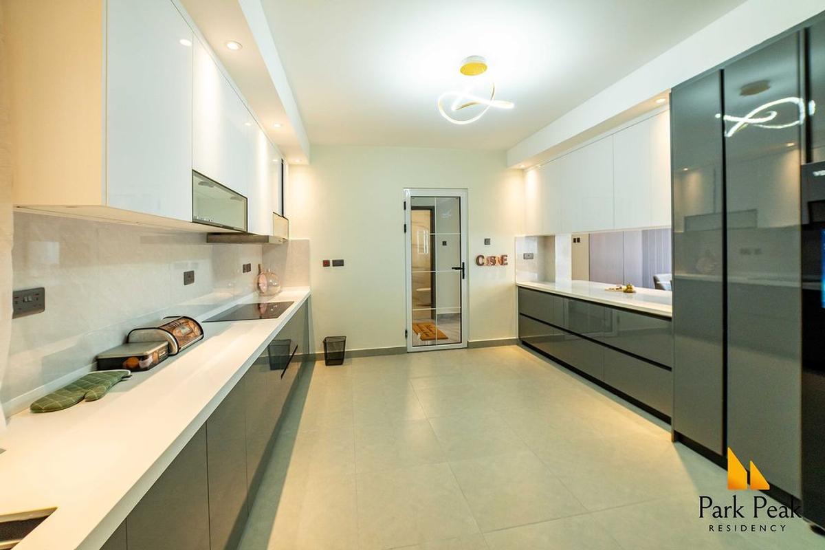 3 Bed Apartment with En Suite at 4Th Parklands Avenue - 9