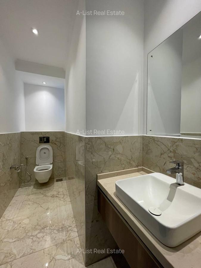 4 Bed Townhouse with En Suite at Peponi Road - 14