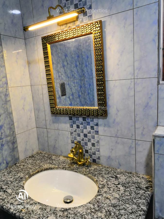 5 Bed Villa with En Suite at Lavington - 8