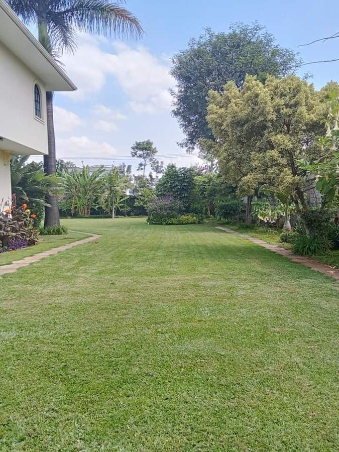 5 Bed House with En Suite at Nyari - 16
