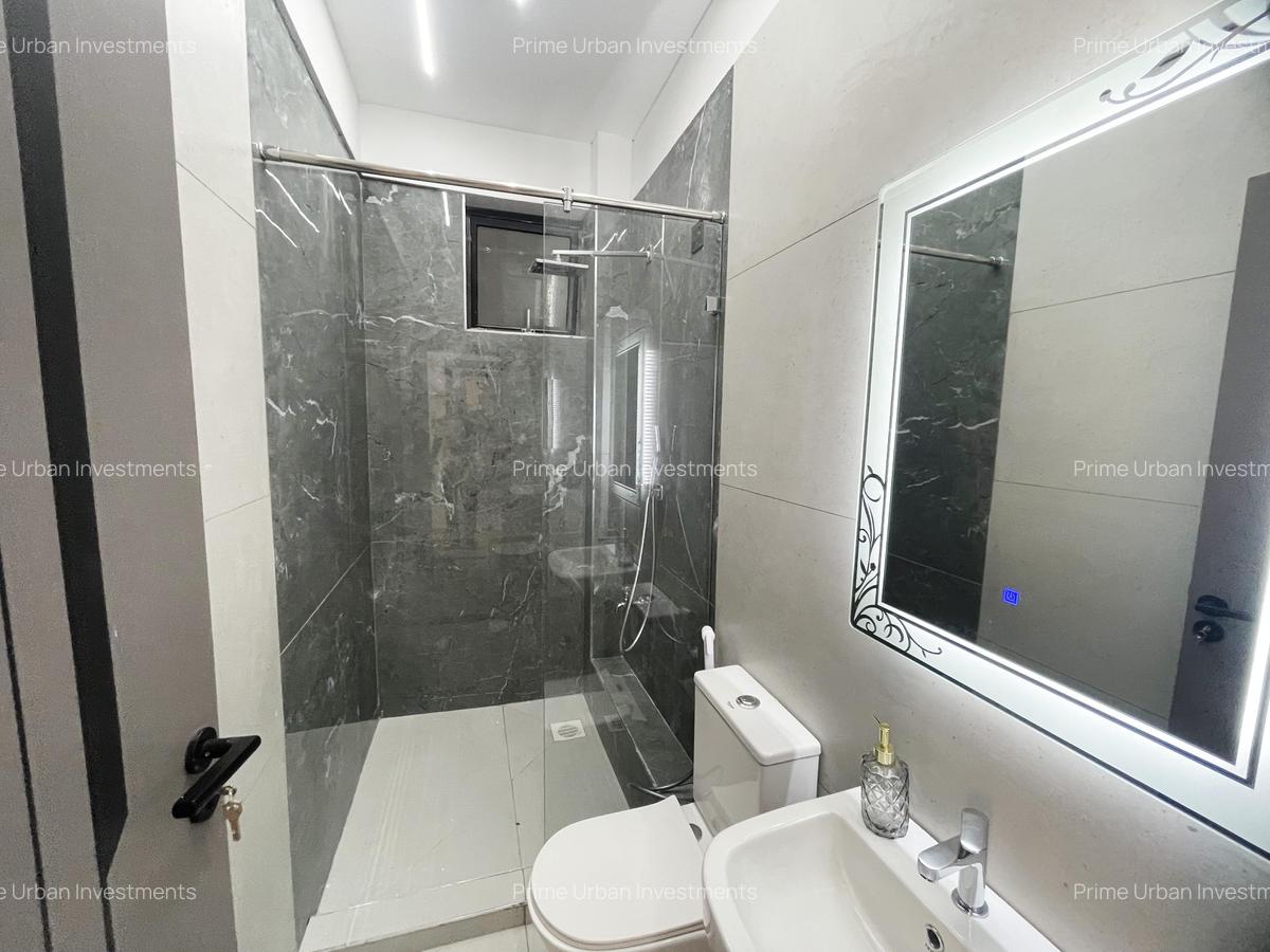 Serviced 2 Bed Apartment with En Suite in Tudor - 12