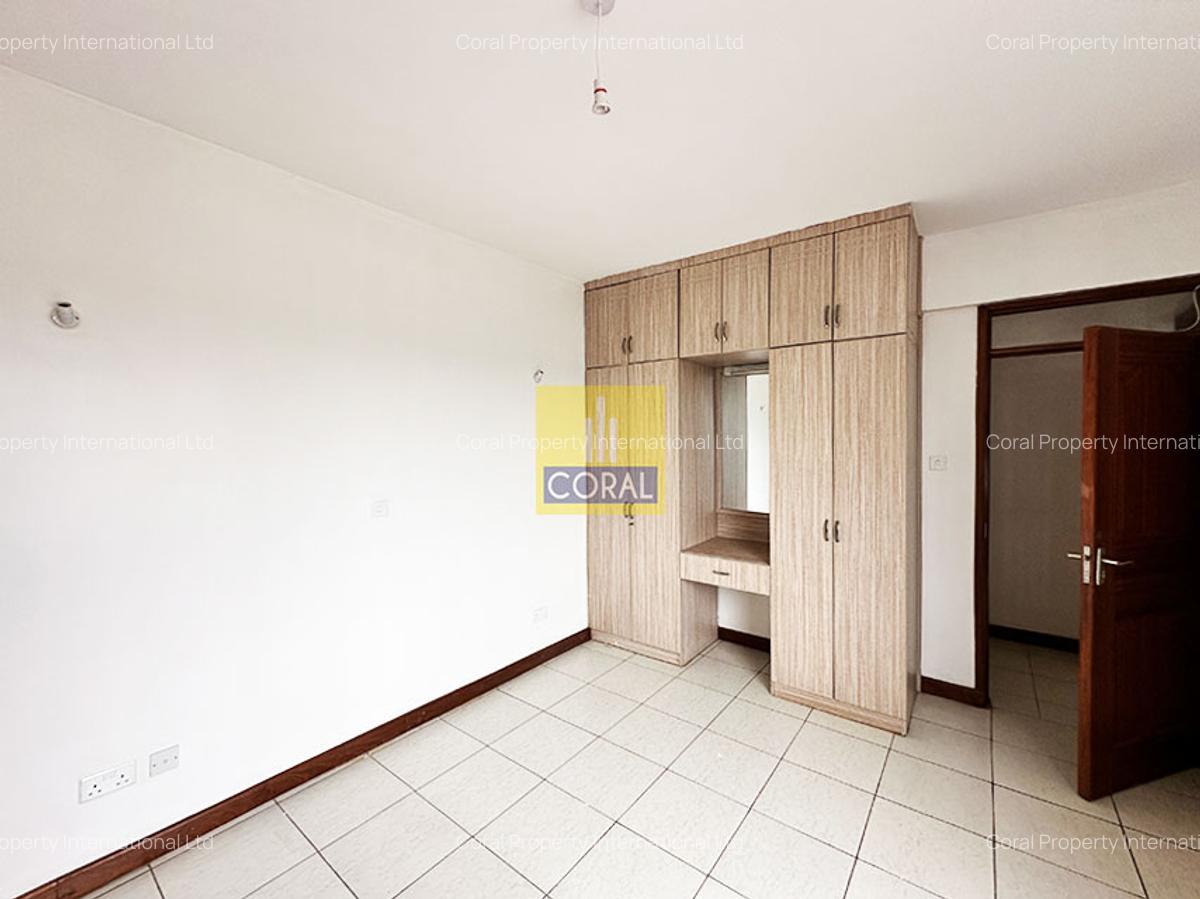 4 Bed Apartment in Parklands - 13