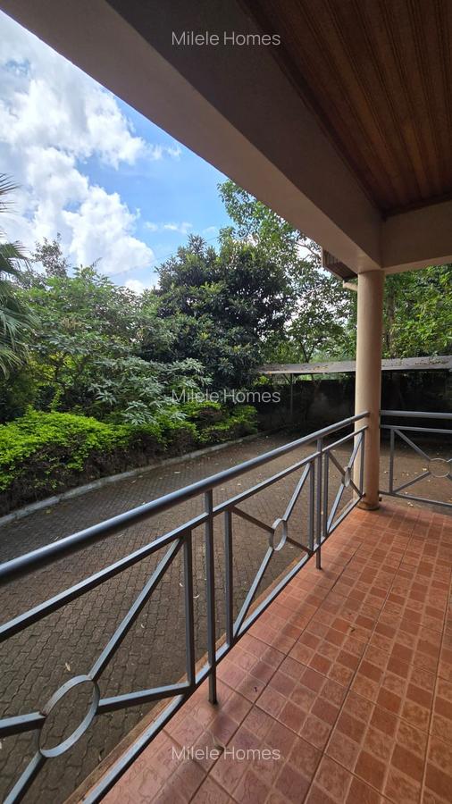 4 Bed Townhouse with En Suite at Migori Road - 13