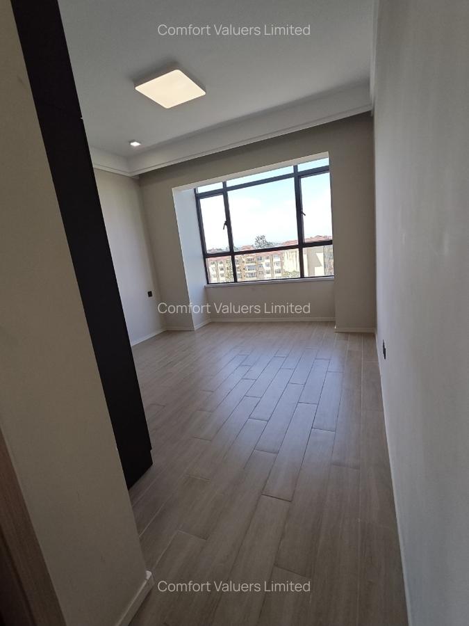 2 Bed Apartment with En Suite at Lavington - 11