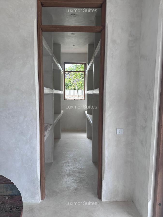5 Bed Villa with En Suite at Lamu Shela Area - 12