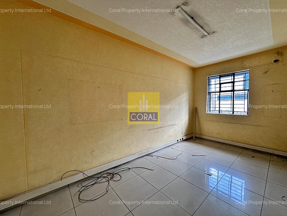 9,200 ft² Office in Mombasa Road - 9