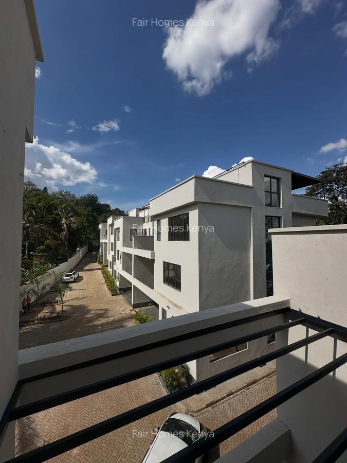 5 Bed Townhouse with En Suite at Manyani East - 2