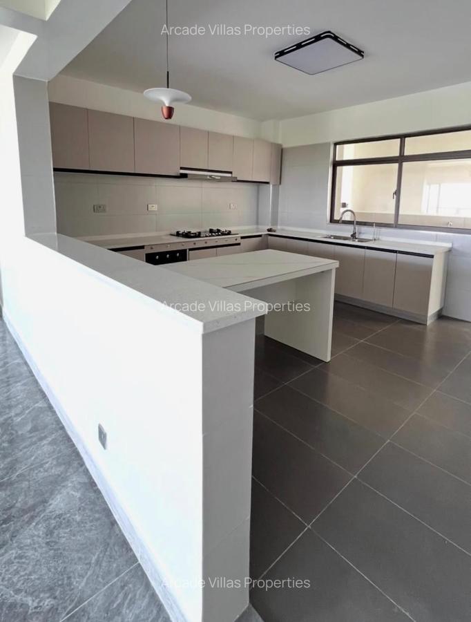 4 Bed Apartment with En Suite in Kileleshwa - 5