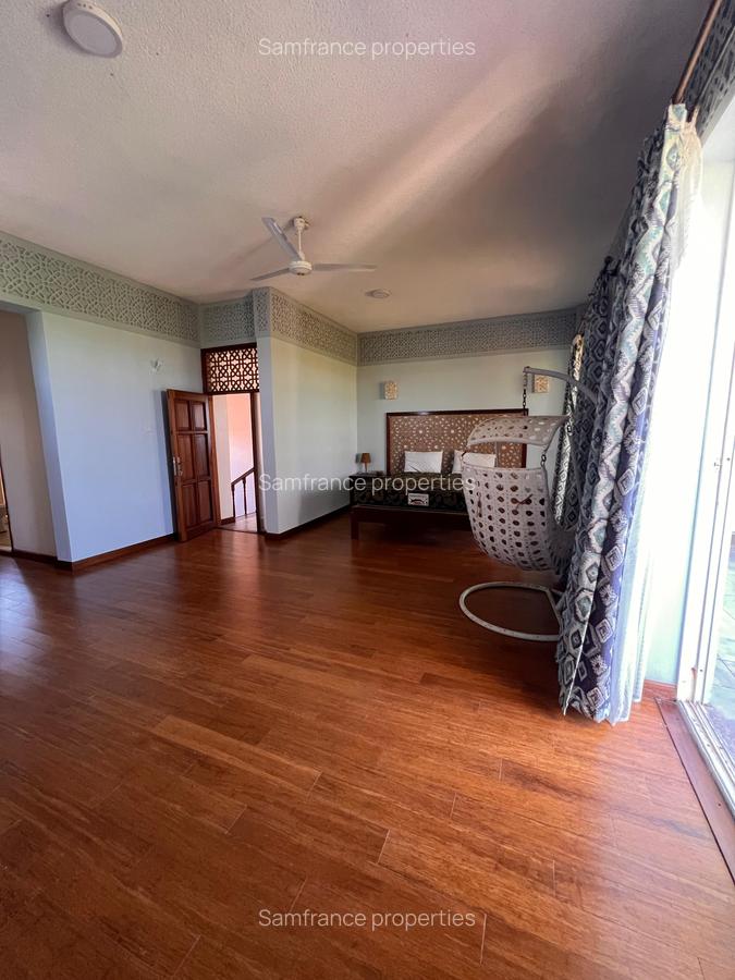 3 Bed Villa with En Suite at Vipingo Beach - 11