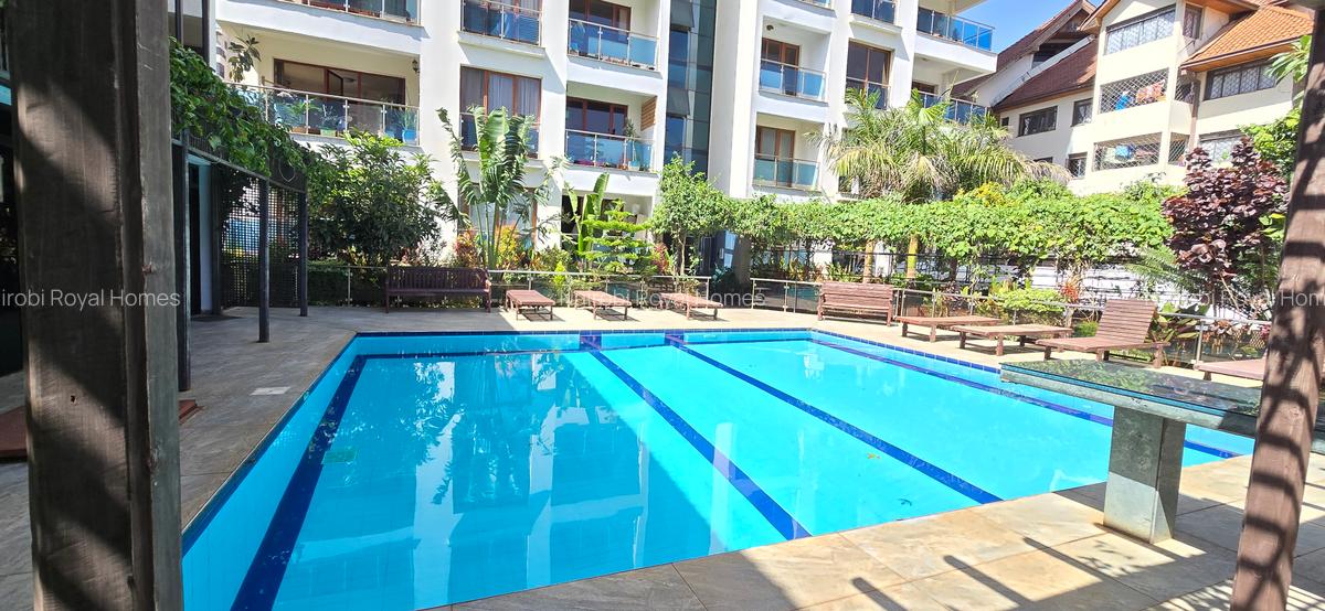 3 Bed Apartment with En Suite at Tebere Crescent - 5