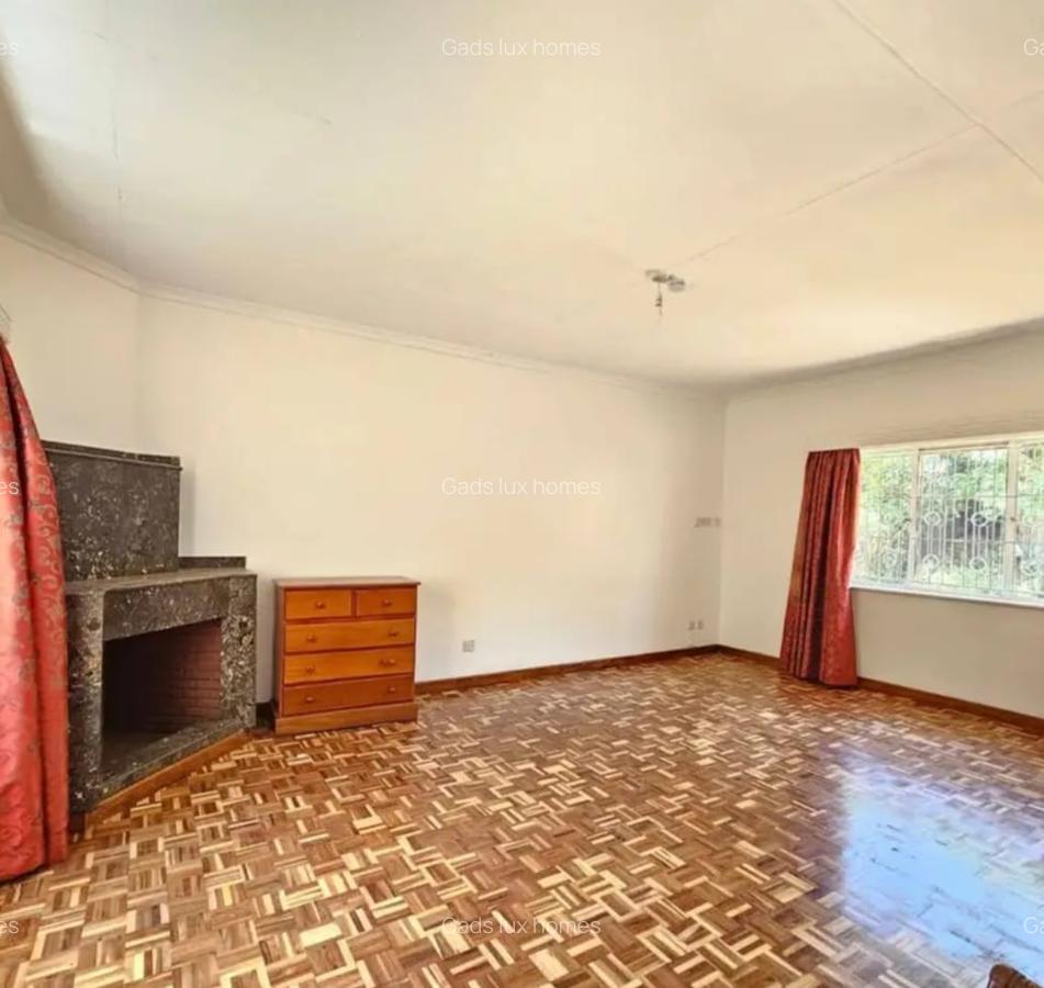 4 Bed Townhouse with En Suite at Kyuna - 5