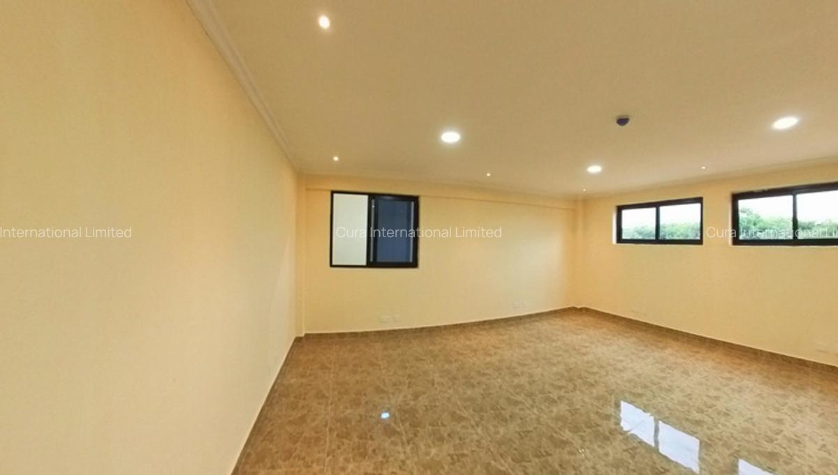 Warehouse in Tatu City - 15