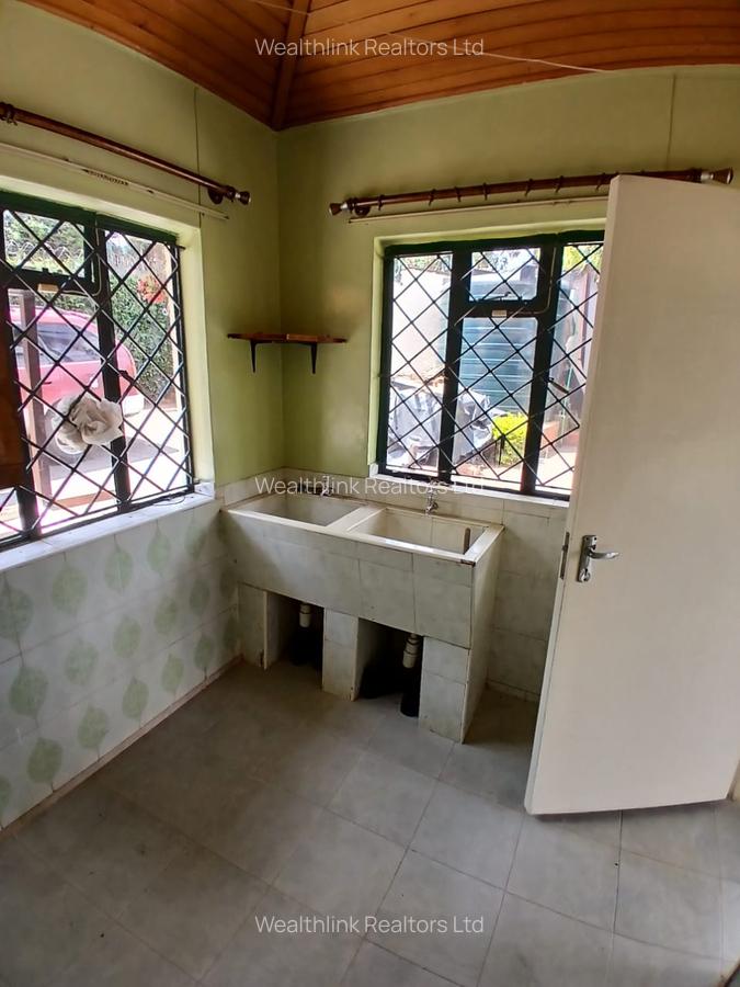 4 Bed House with En Suite at Thindigua - 5