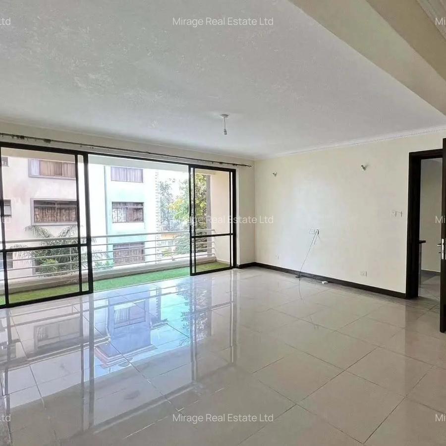 3 Bed Apartment with En Suite in Lavington - 10