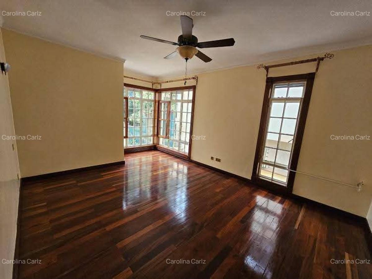 4 Bed Townhouse with En Suite at Kyuna - 4