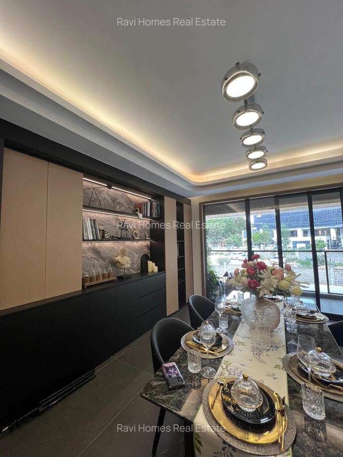 4 Bed Apartment with En Suite - 9