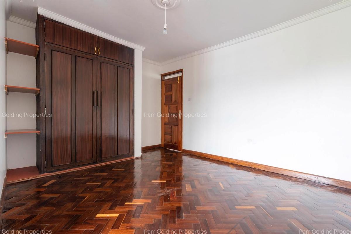 4 Bed House with En Suite at Muthaiga North - 9