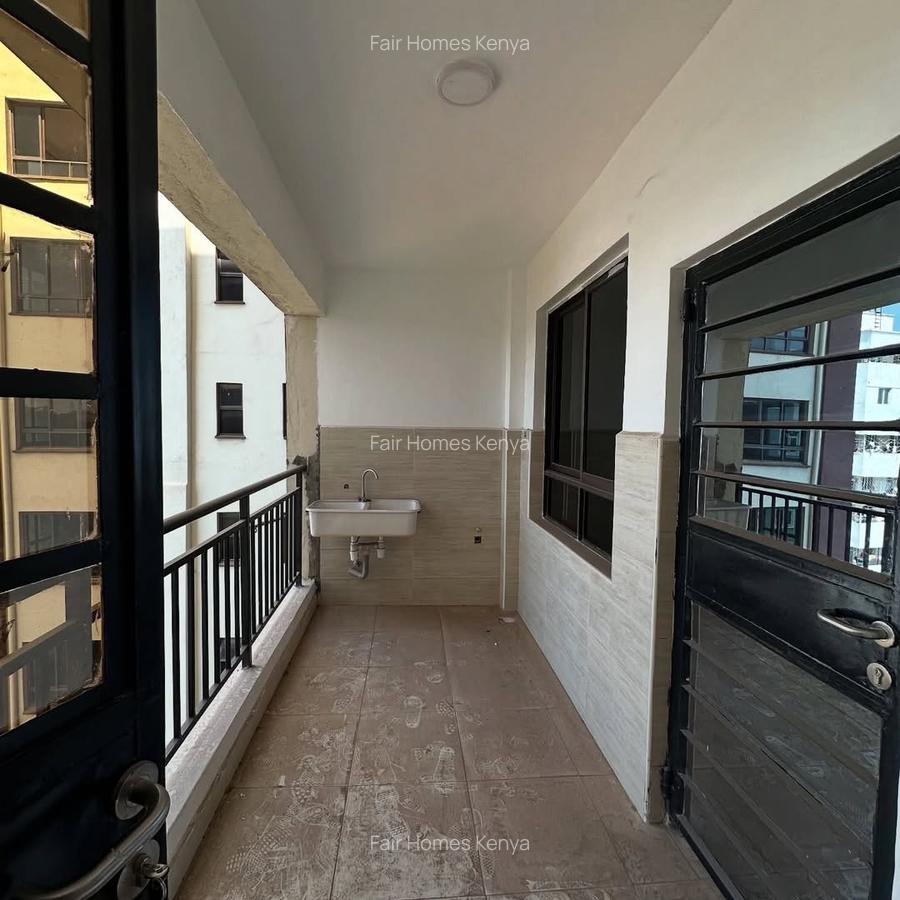 3 Bed Apartment with En Suite at Hatheru Road - 7