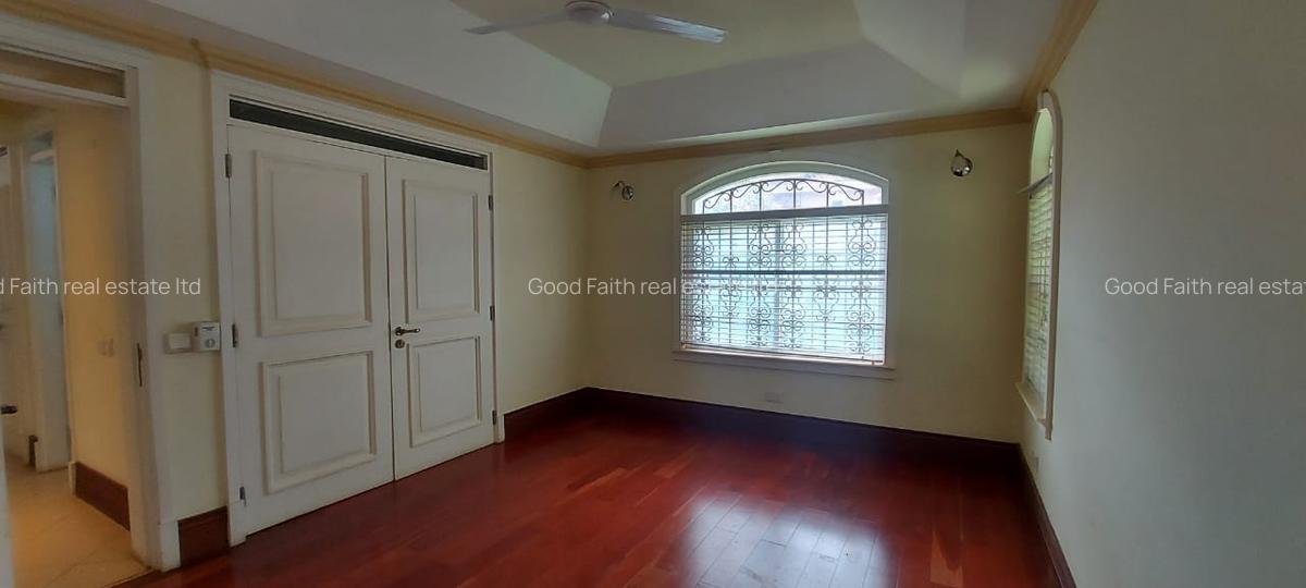 5 Bed House with En Suite in Kitisuru - 12