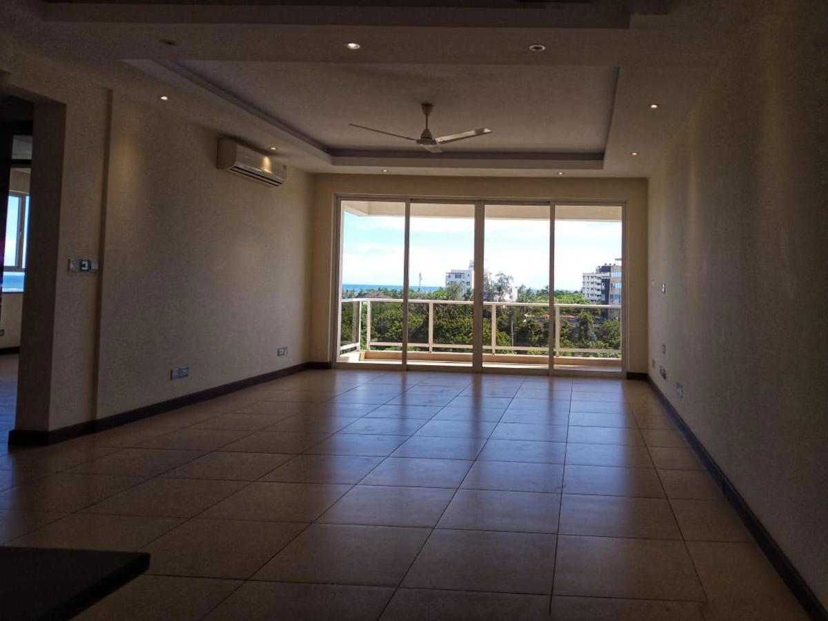 2 Bed Apartment with En Suite in Nyali Area - 2