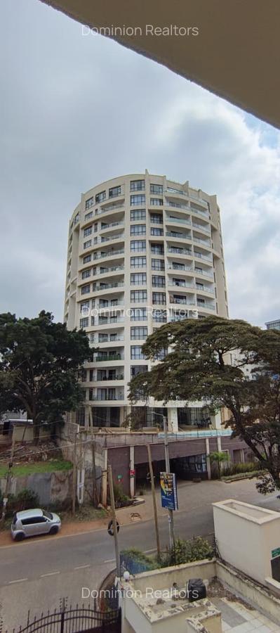 Serviced 2 Bed Apartment with En Suite at Lantana Road - 1