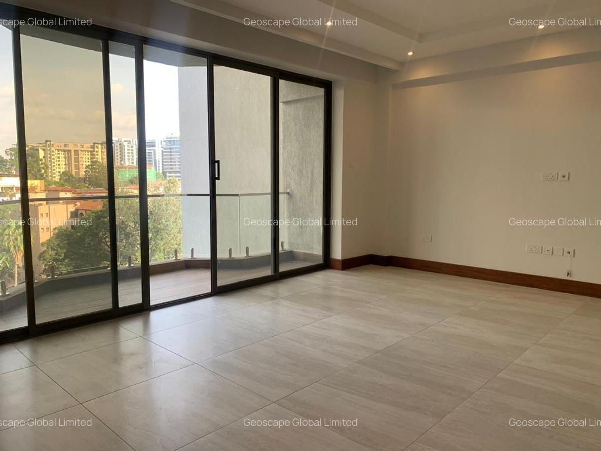 1 Bed Apartment with En Suite in Westlands Area - 2