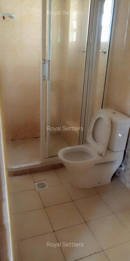 1 Bed Apartment with En Suite at Stima Lane - 7