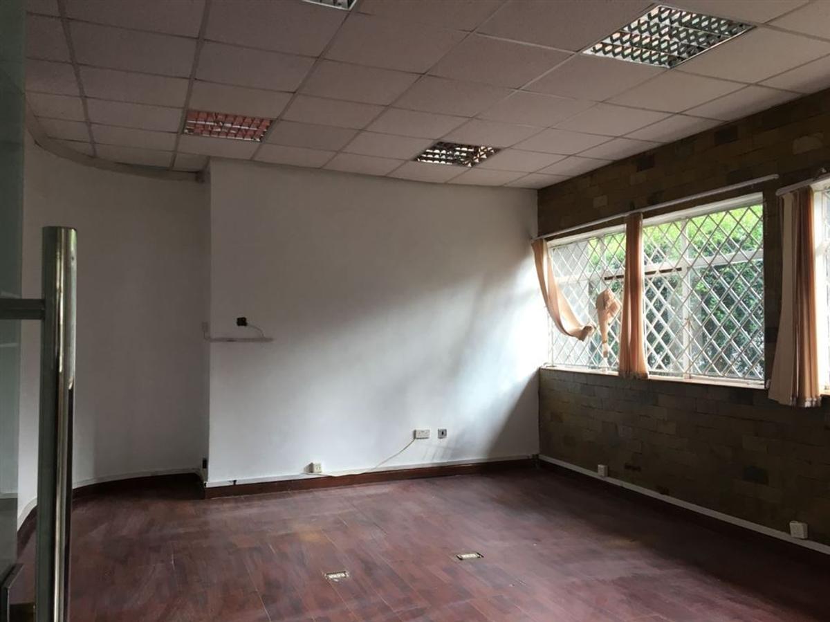 Commercial Property with Parking in Lavington - 9