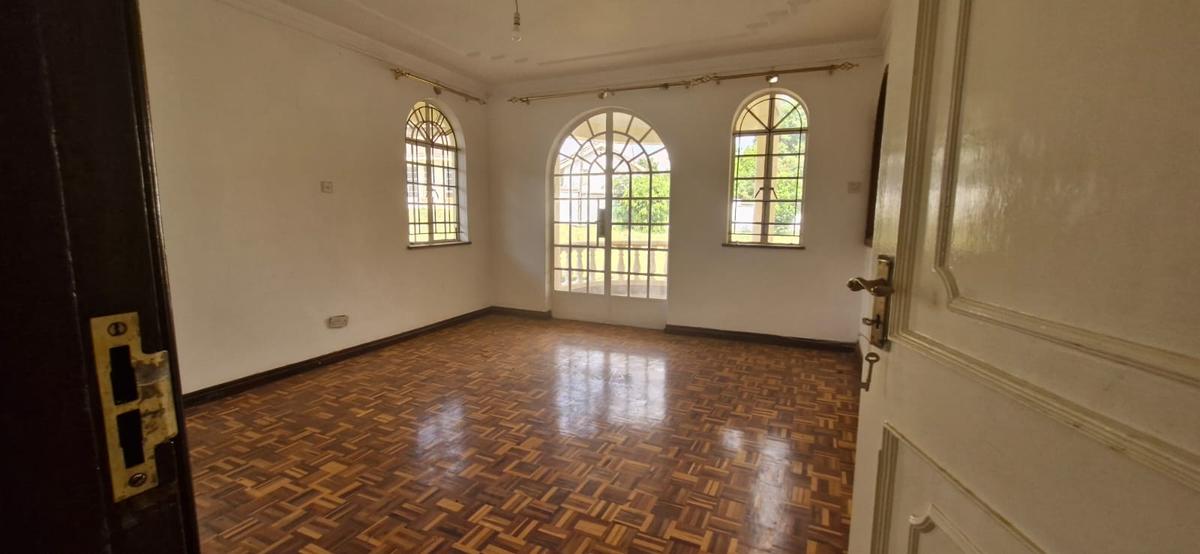 6 Bed House with Staff Quarters in Westlands Area - 9