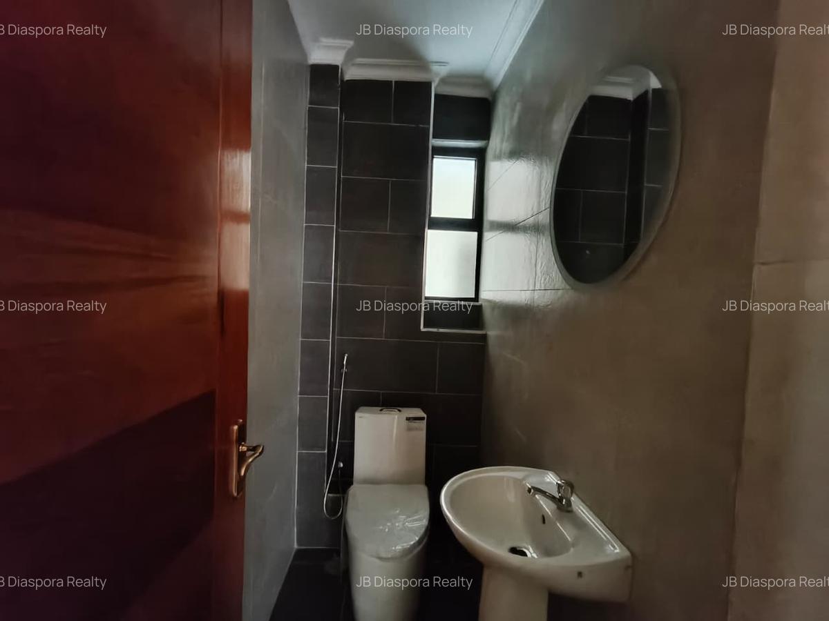 2 Bed Apartment with En Suite at Wood Avenue - 11