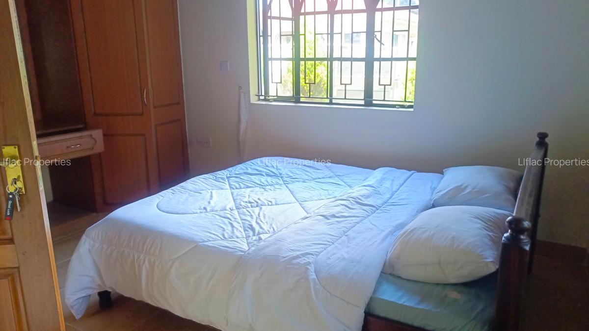 2 Bed House with En Suite in Runda - 12