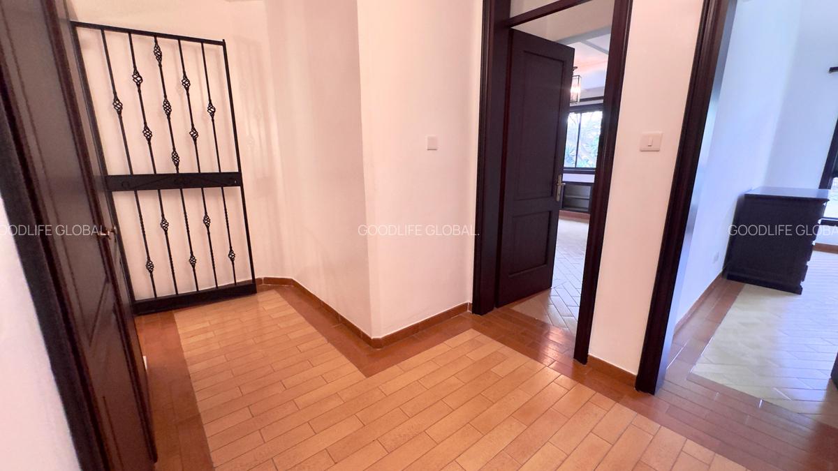 3 Bed Villa with En Suite at Spring Valley - 12