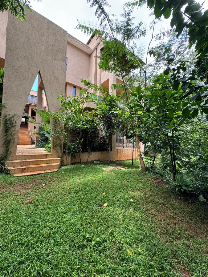 3 Bed Apartment with En Suite in Spring Valley - 6