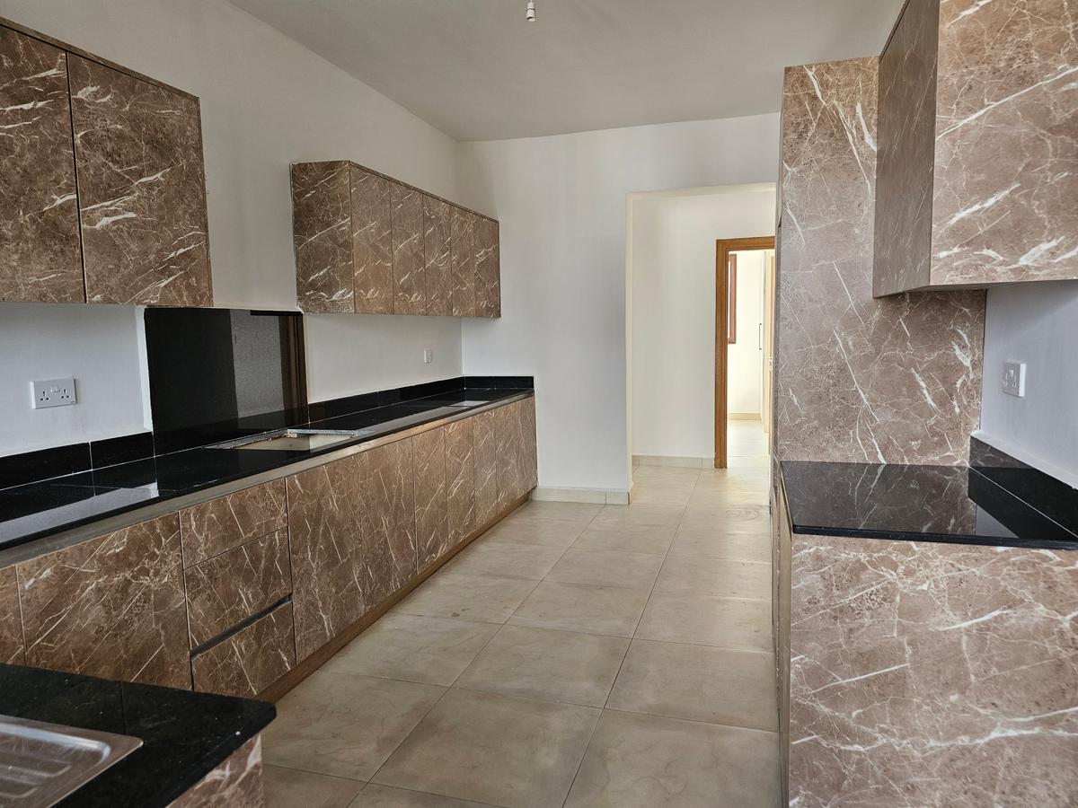 3 Bed Apartment with En Suite at Rhapta - 10