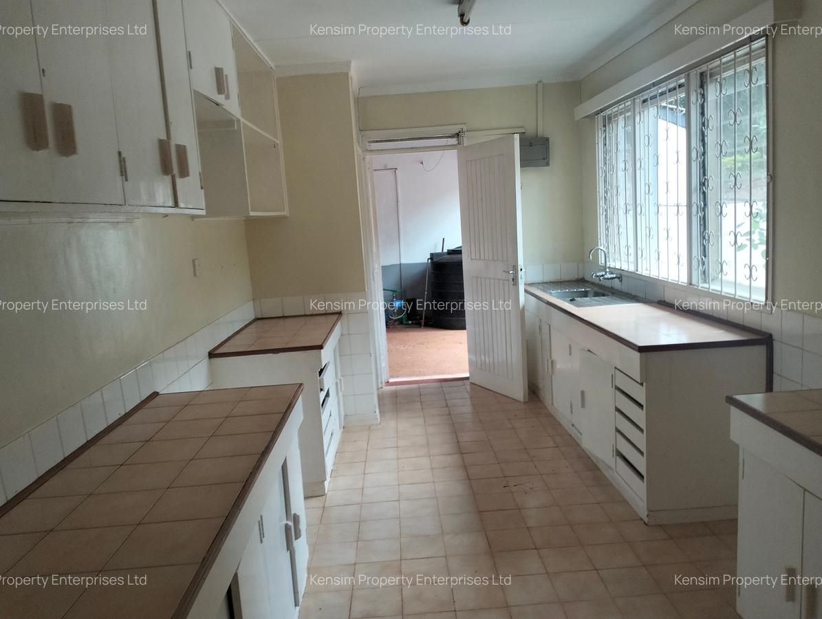 4 Bed House with En Suite in Loresho - 16