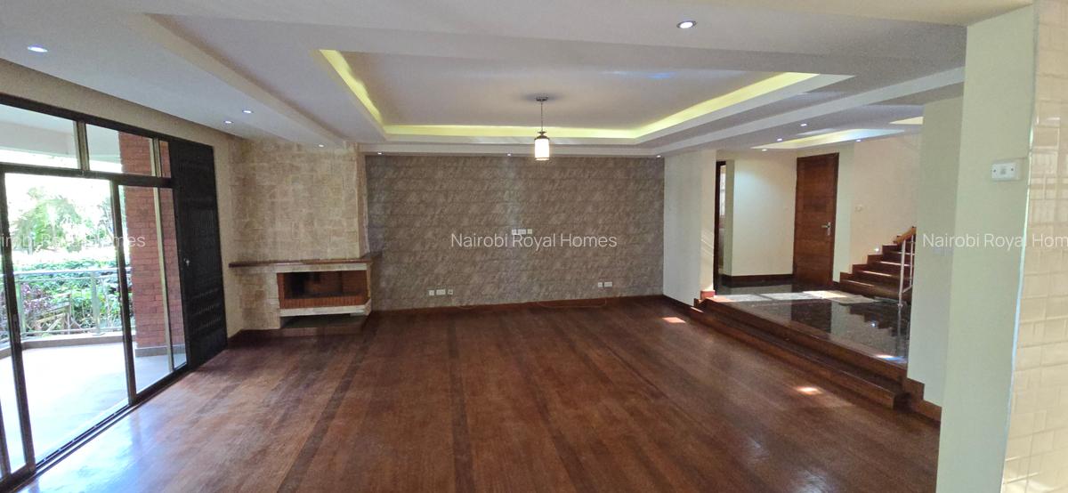 5 Bed Townhouse with En Suite at Lavington Green - 9