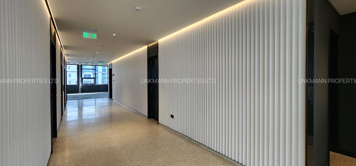 5,000 ft² Office with Service Charge Included in Westlands Area - 15