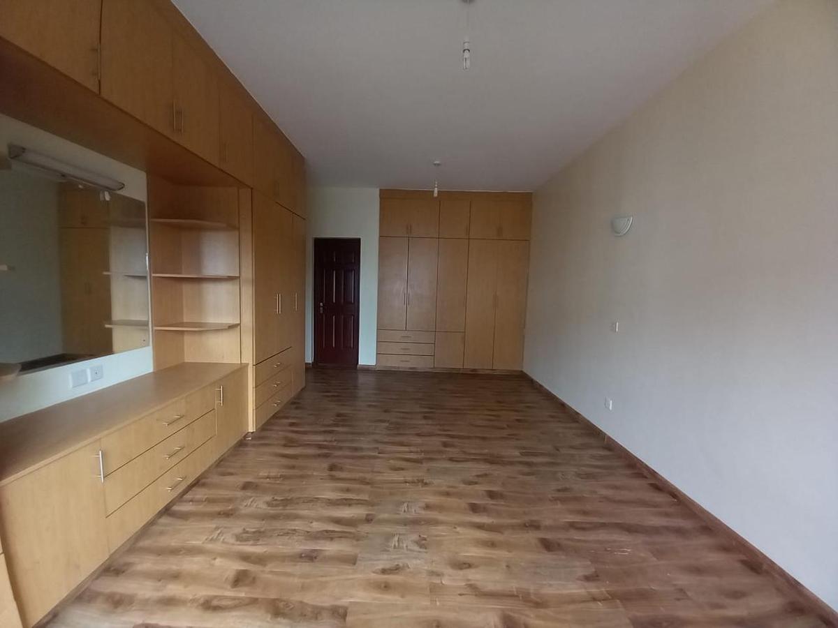 2 Bed Apartment with En Suite in Rhapta Road - 11