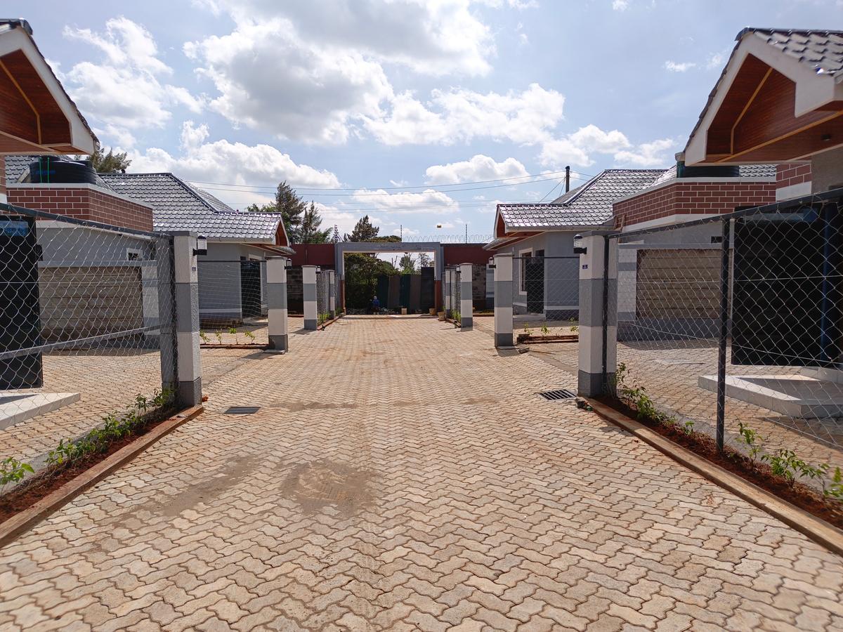 4 Bed Townhouse with En Suite in Ruiru - 2